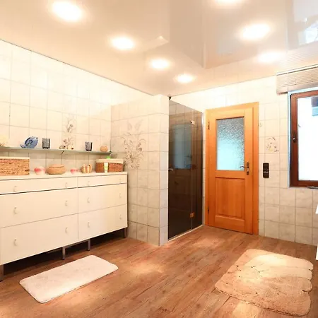 Mit Schwimmbad, Whirlpool & Sauna Am Nuerburgring Σπίτι διακοπών