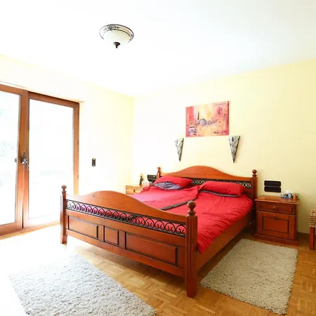 Mit Schwimmbad, Whirlpool & Sauna Am Nuerburgring Σπίτι διακοπών