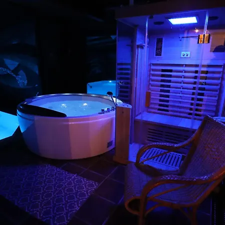 Mit Schwimmbad, Whirlpool & Sauna Am Nuerburgring Leimbach (Ahrweiler)