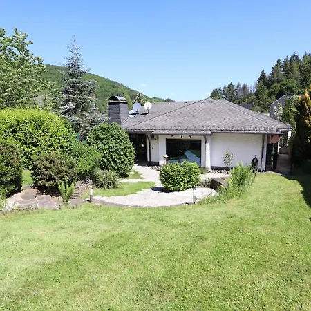 Casa vacanze Mit Schwimmbad, Whirlpool & Sauna Am Nuerburgring