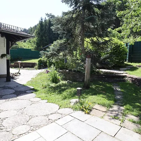 Mit Schwimmbad, Whirlpool & Sauna Am Nuerburgring Casa vacanze