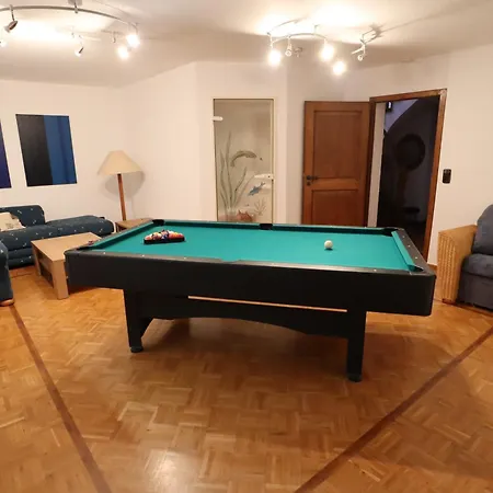 Prázdninový dům Mit Schwimmbad, Whirlpool & Sauna Am Nuerburgring Leimbach (Ahrweiler)