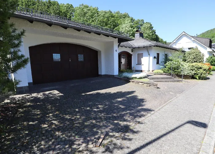 Casa vacanze Mit Schwimmbad, Whirlpool & Sauna Am Nuerburgring